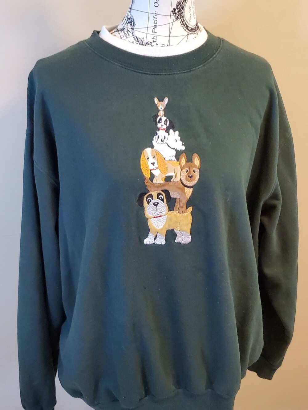 Vintage Designer Originals 2X Dog Embroidered Sweatshirt Grandmacore Cottagecore